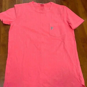 (19)NWOT Pink tshirt